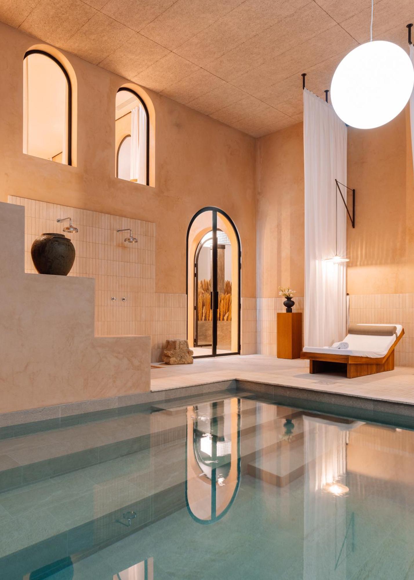 The Rebello Hotel & Spa - Small Luxury Hotels Of The World Vila Nova de Gaia Dış mekan fotoğraf The spa at the Mandarin Oriental, Munich